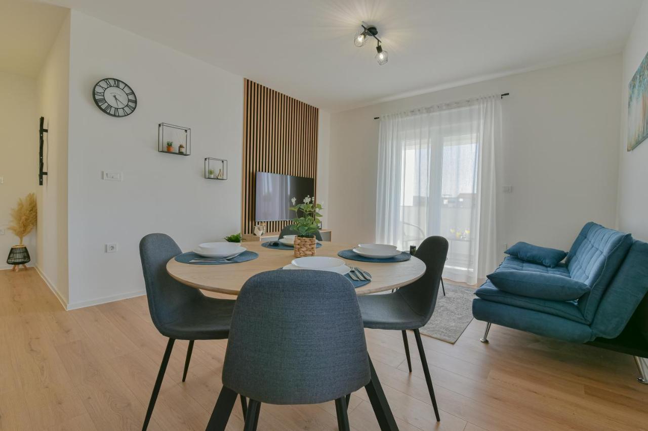 Apartments Noa Sukošan エクステリア 写真