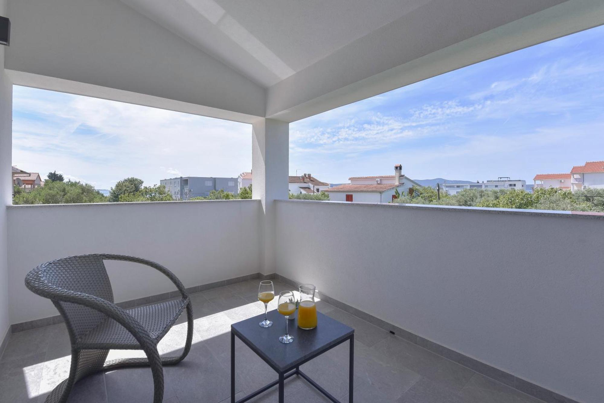 Apartments Noa Sukošan 部屋 写真