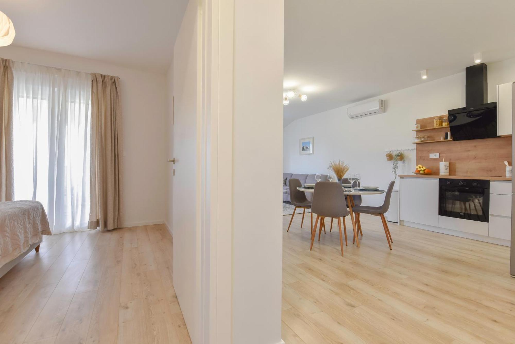 Apartments Noa Sukošan 部屋 写真